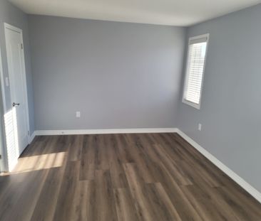 For Lease - 1148 Dragonfly Avenue Unit# 112, Pickering, Ontario - Photo 4