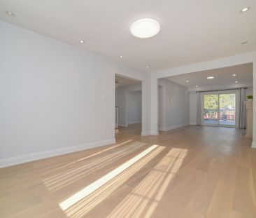 For Lease - 28 Longbow Square, Toronto, Ontario - Photo 3