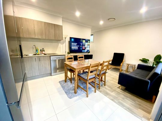 Beautiful 3 Bedroom Home - Great Location! - Photo 1
