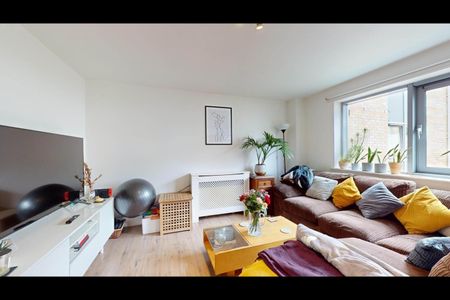 2 Bed Flat, Balham High Road, SW17 - Photo 3