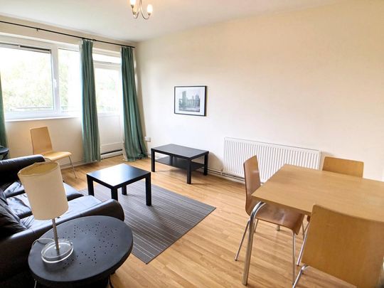 3 bedroom flat to rent - Photo 1