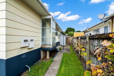 2 Bedroom unit Raurimu Ave, Onerahi, Whangarei - Photo 3