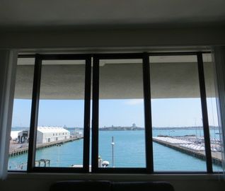 Auckland Luxury Waterfront Apartment - Photo 2