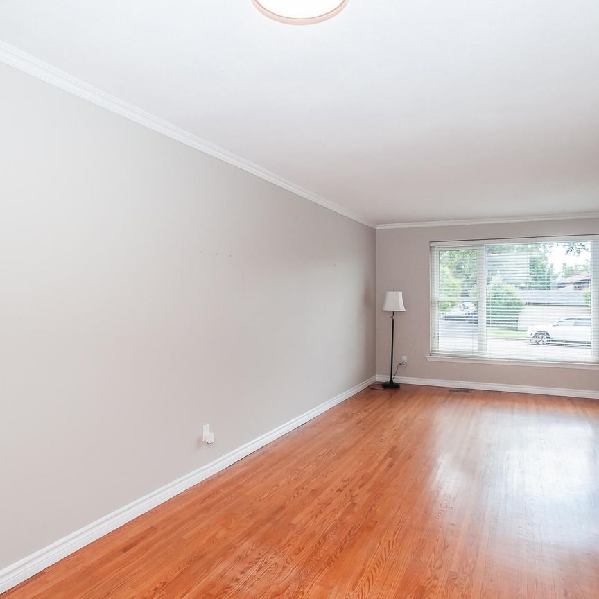 For Lease - 92 Fortrose Crescent, Toronto, Ontario - Photo 1