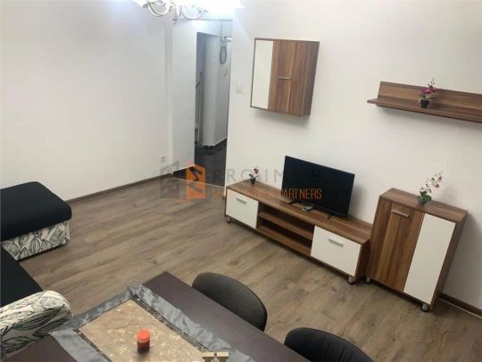 Apartament 3 camere cf 1 decomandat zona Ultracentrala - Fotografie 1