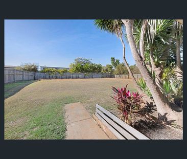 13 Hilltop Parade, Avoca, Qld 4670 - Photo 4