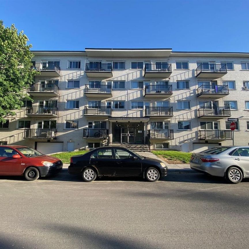 Two-Bedroom (4.5) Large - 2925 Rue Louis-Paré, Lachine - Photo 2
