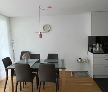 Nachmieter/in gesucht für schöne 2,5-Zimmerwohnung in Glarus - Photo 2