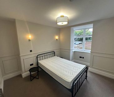 5 bedroom flat to rent - Photo 2