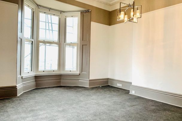 Spring Hill, LINCOLN - Photo 1