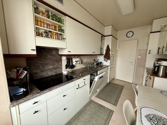 7.5 Zimmer, 148 m², 1. Stock - Photo 1