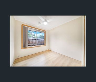 40 Trethowan Avenue, Melton West, Vic 3337 - Photo 1