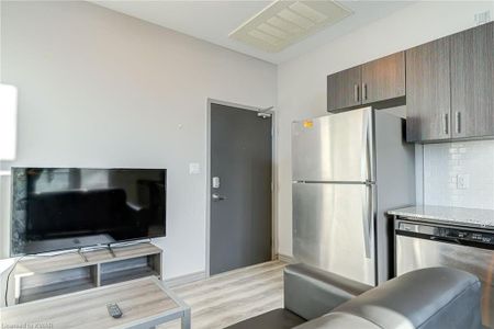 For Lease - 275 Larch Street Unit# F-104, Waterloo, Ontario - Photo 2