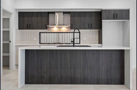 Brand-new, stylish and designed for modern family living - Photo 2