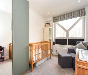 2 bedroom parking to rent - Photo 3