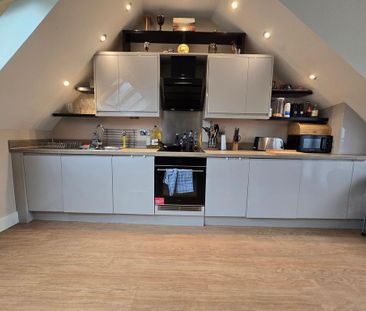 2 bedroom flat to rent - Photo 3