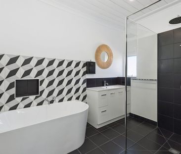 Charm, Comfort & Convenience! - Photo 6