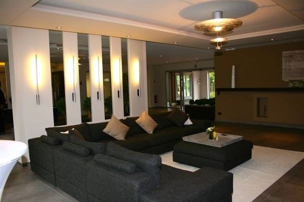 Appartement te huur - Photo 1