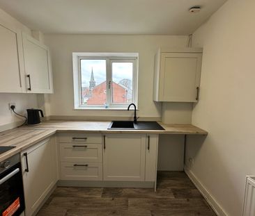 2 Bed Flat, St Peters Mews, CH42 - Photo 4