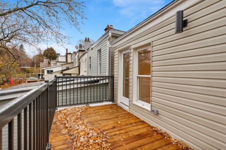 For Lease - 396 Jones Avenue Unit# 2ND Floor, Toronto, Ontario - Photo 5