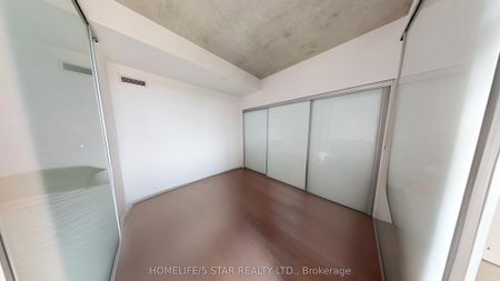 Carlaw Lofts 1190 - Photo 2