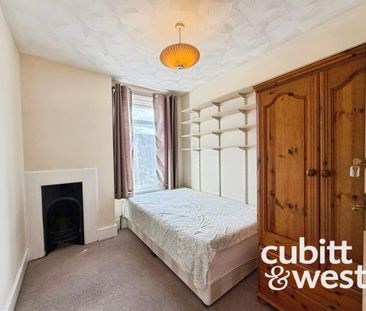 3 bedroom terraced house to rent - Photo 2