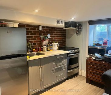 54 Wyndham Street #Lower - Photo 4