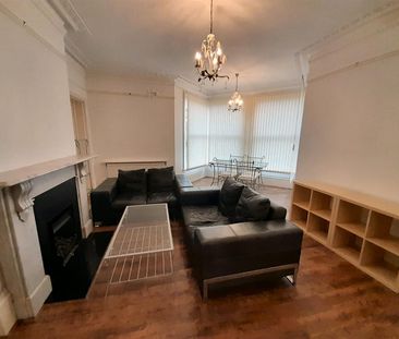 VENNS LANE - Photo 1