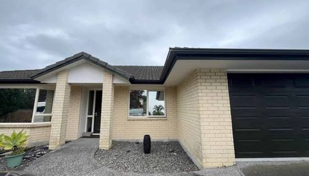 Unbeatable Location — Close to Shops, Parks & ... - Photo 5