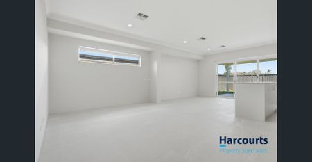 Spacious Brand New Family Home in Prime Clarkson Location - Photo 3