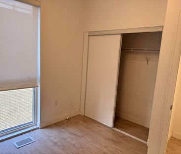 For Lease - 176 Clonmore Drive Unit# 4, Toronto, Ontario - Photo 2
