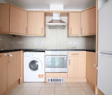 Bennett Close, Hounslow - Photo 6