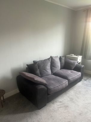 2 Bed Flat, Edinburgh, EH11 - Photo 1