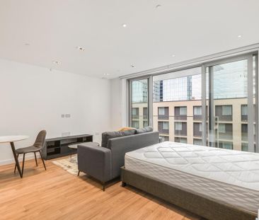 Studio to rent - Photo 1