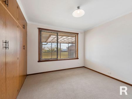 19 Autumn Drive, Ambleside TAS 7310 - House For Rent - $600 | Domain - Photo 2