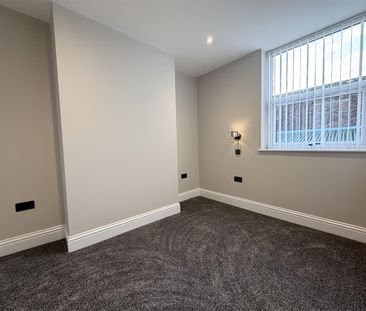 Vernon Avenue, Wallasey - Photo 6