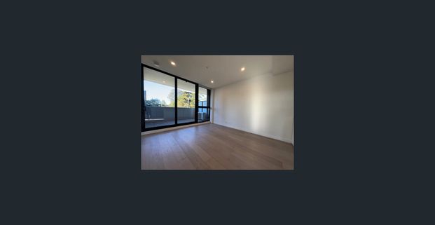 LUXURY AND GREAT LOCATION - Photo 1