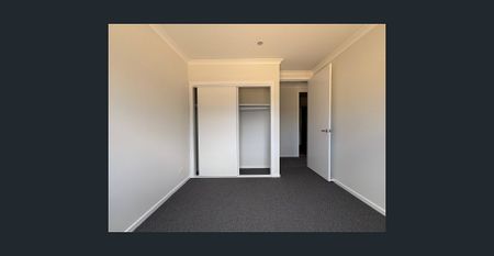 Move in before Christmas and enjoy a complimentary $100 Woolworths gift card as our welcome gesture. - Photo 5