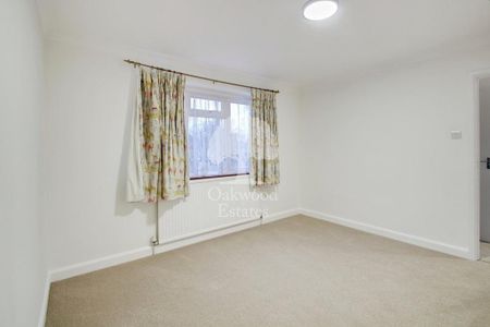 2 bedroom semi-detached house to rent - Photo 5