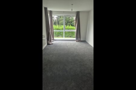 2 Bed Flat, Severn Point, BS10 - Photo 2