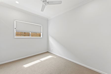 42a Radiant Circuit, Morayfield QLD 4506 - House For Rent | Domain - Photo 3