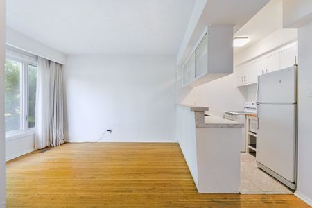 For Lease - 106 Main Street Unit# main floor, Toronto, Ontario - Photo 4