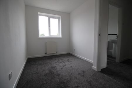 Fantastic 2 bedroom property To Let close to the centre of Garstang. - Photo 3