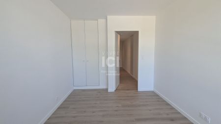 Location Appartement 2 pièces 45m² - Photo 2