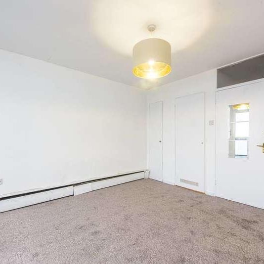 Finchley Road, Swiss Cottage, NW3 - Photo 1