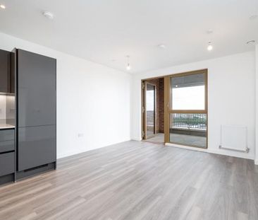 1 bedroom penthouse to rent - Photo 5