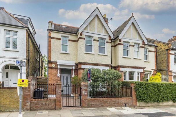 4 bedroom house to rent - Photo 1