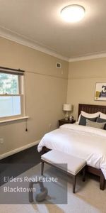 Conveniently Located Home! - Call for Private Inspection Today! - Photo 3