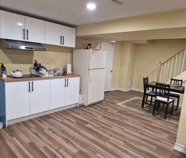 For Lease - 27 Glenmanor Way, Vaughan, Ontario - Photo 6