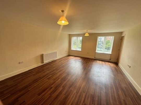 Kingsquarter - Photo 1